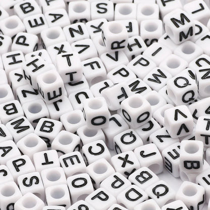 100-500pcs Square White and Black Mixed Letter Acrylic Beads Cube Loose Spacer Alphabet Beads For Jewelry Making Diy Accessories